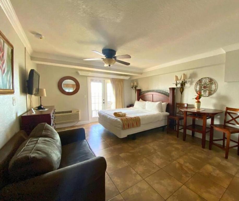 Beso Del Sol Resort Данидин Экстерьер фото